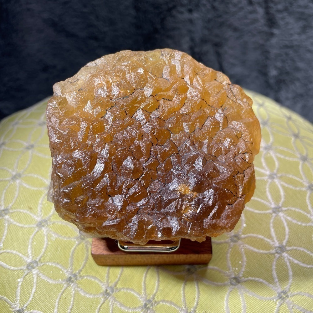 YELLOW FLUORITE- Raw natural crystal cluster STRONG PURPLE UV HARD 3”x3”