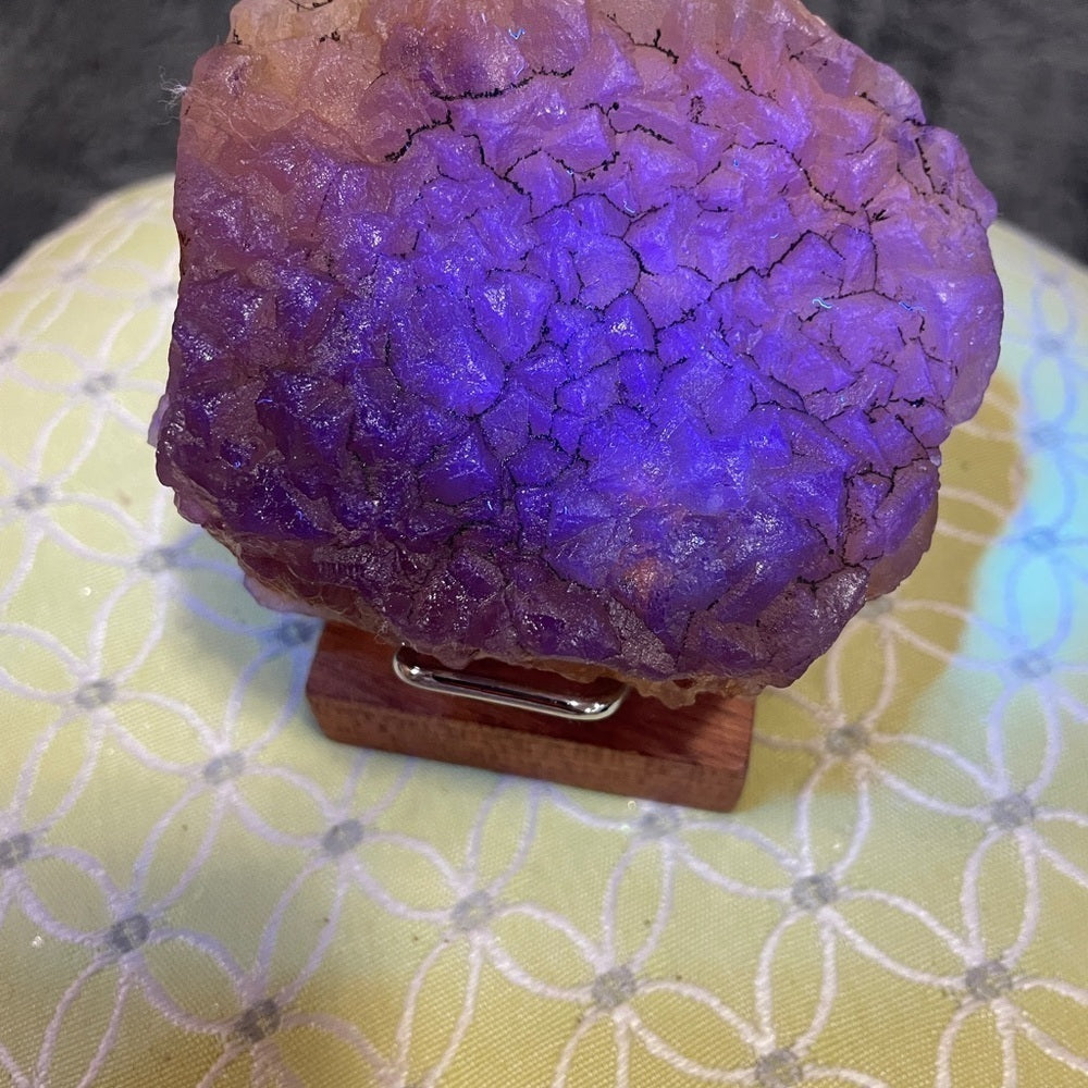 YELLOW FLUORITE- Raw natural crystal cluster STRONG PURPLE UV HARD 3”x3”