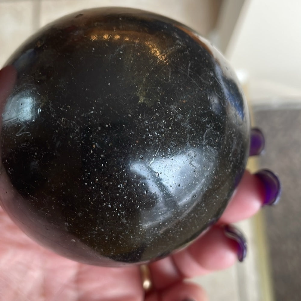 Raw crystal/ amethyst cluster deep purple large teeth 3/4 sphere 3” “Pac-Man”