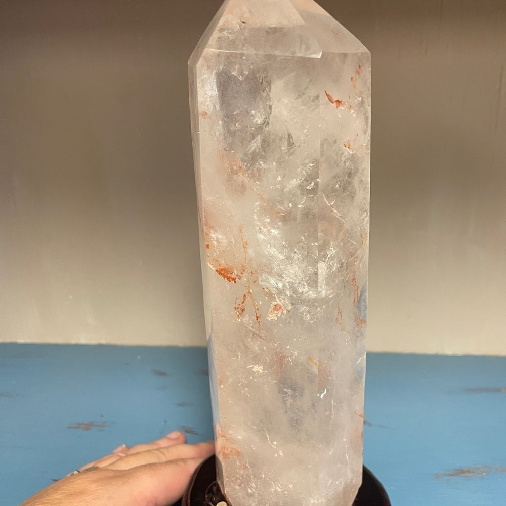 HQ 8”TALL-3.3LBS CLEAR QUARTZ TOWER W/ ROSE QUARTZ INCLUSIONS