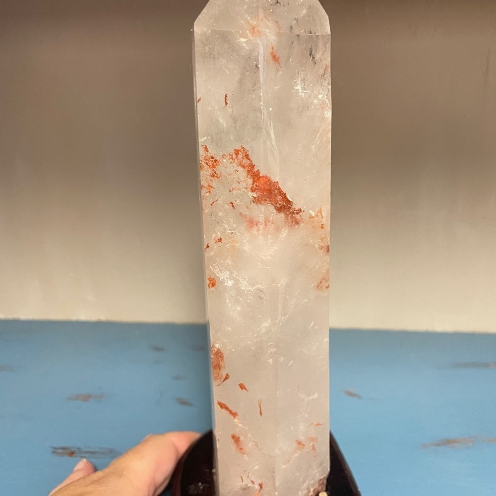 HQ 8”TALL-3.3LBS CLEAR QUARTZ TOWER W/ ROSE QUARTZ INCLUSIONS