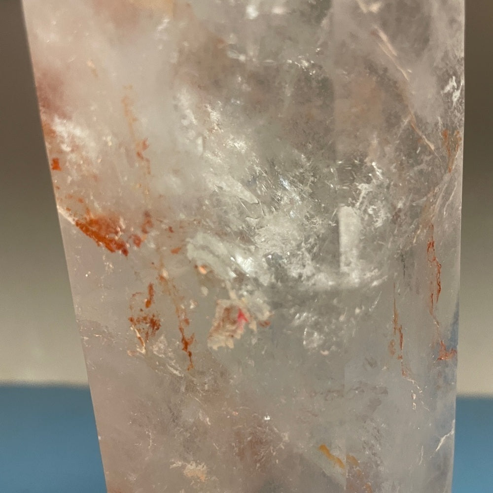 HQ 8”TALL-3.3LBS CLEAR QUARTZ TOWER W/ ROSE QUARTZ INCLUSIONS