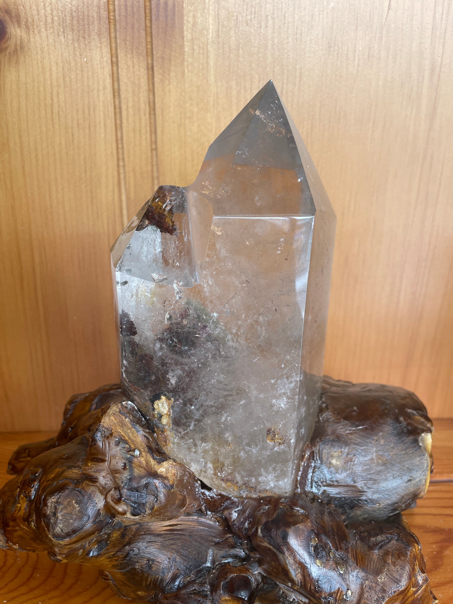 Natural Garden Quartz W/ Custom Stand