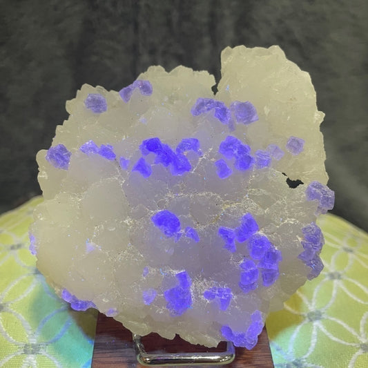 Genuine sugar calcite- UV reactive purple fluoride baby cubic formation 3” diamt
