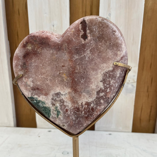 🩷🩷🩷🩷 GENUINE- NATURAL PINK AMETHYST 5”x5”x2”  8” W/ custom stand 
W/ green moss