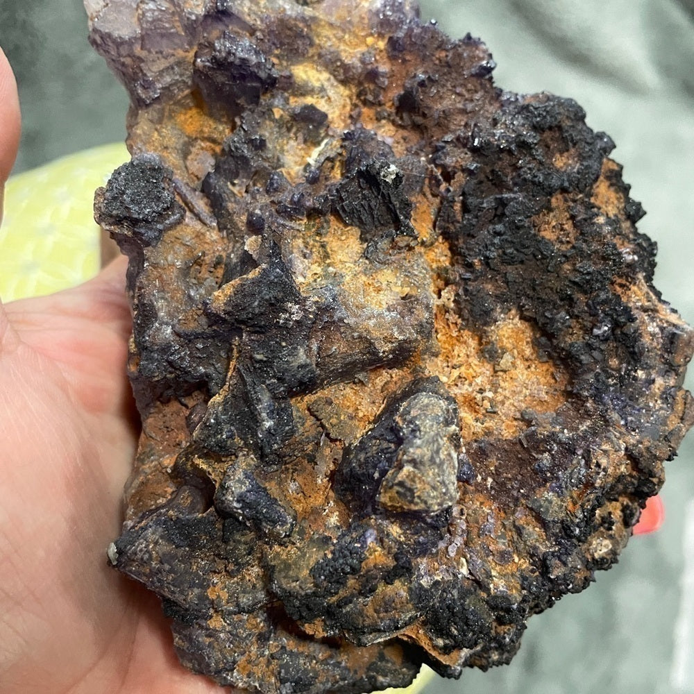 STUNNING SPHALERITE XTRA DRUZY FLOWER- PURPLE FLUORITE UV REACTION 5”x3.5”x2”