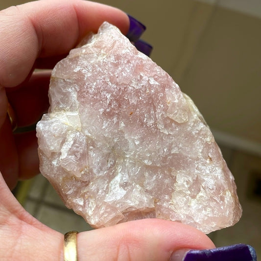 Raw genuine crystal- raw pink quartz