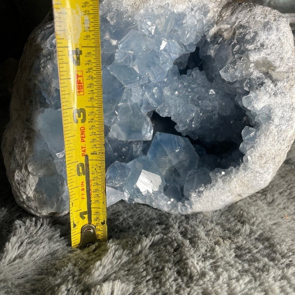 Raw natural crystal specimen HUGE CELESTITE 7.4 LBS - 3.2 KGS