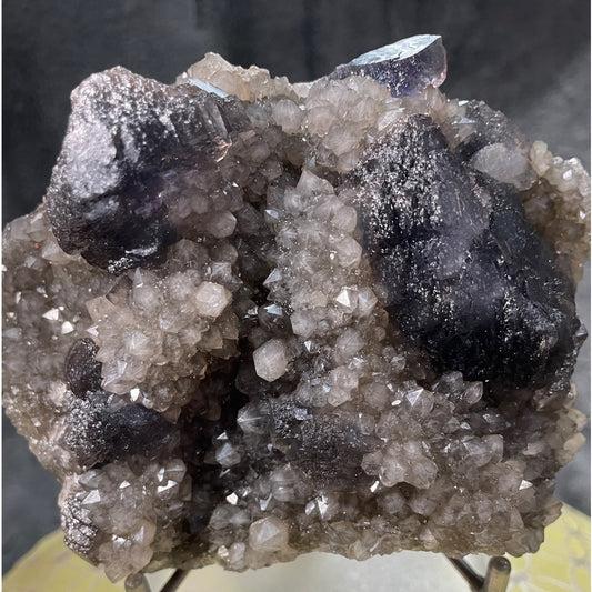 WOW- 🤩 candle quartz- sphalerite and deep purple fluorite- strong UV 5”x4”x3”
