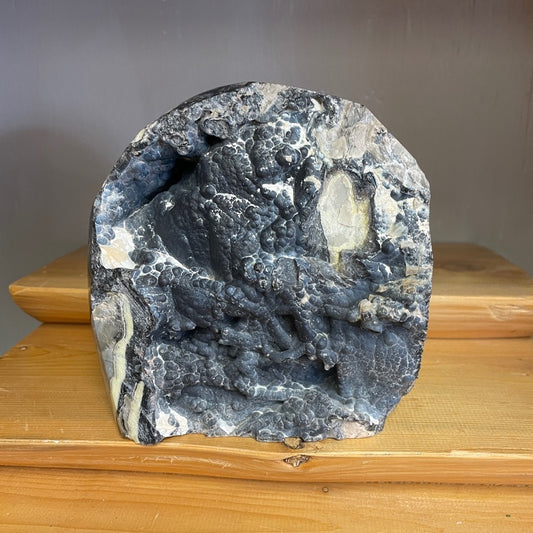 BEAUTIFUL 5LBS  SEMI POLISHED/RAW- NATURAL VOLCANO AGATE 6”x5”x4”XL STONE, UV