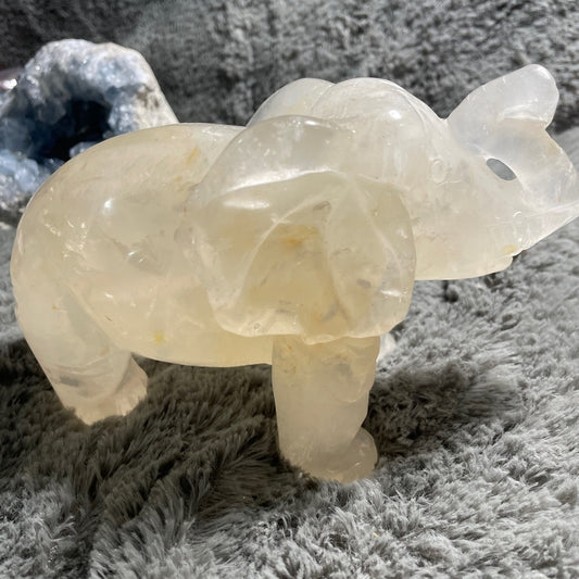 STUNNING QUALITY- clear quartz ELEPHANT Carving w/ golden inclusions 6”x5”x3”