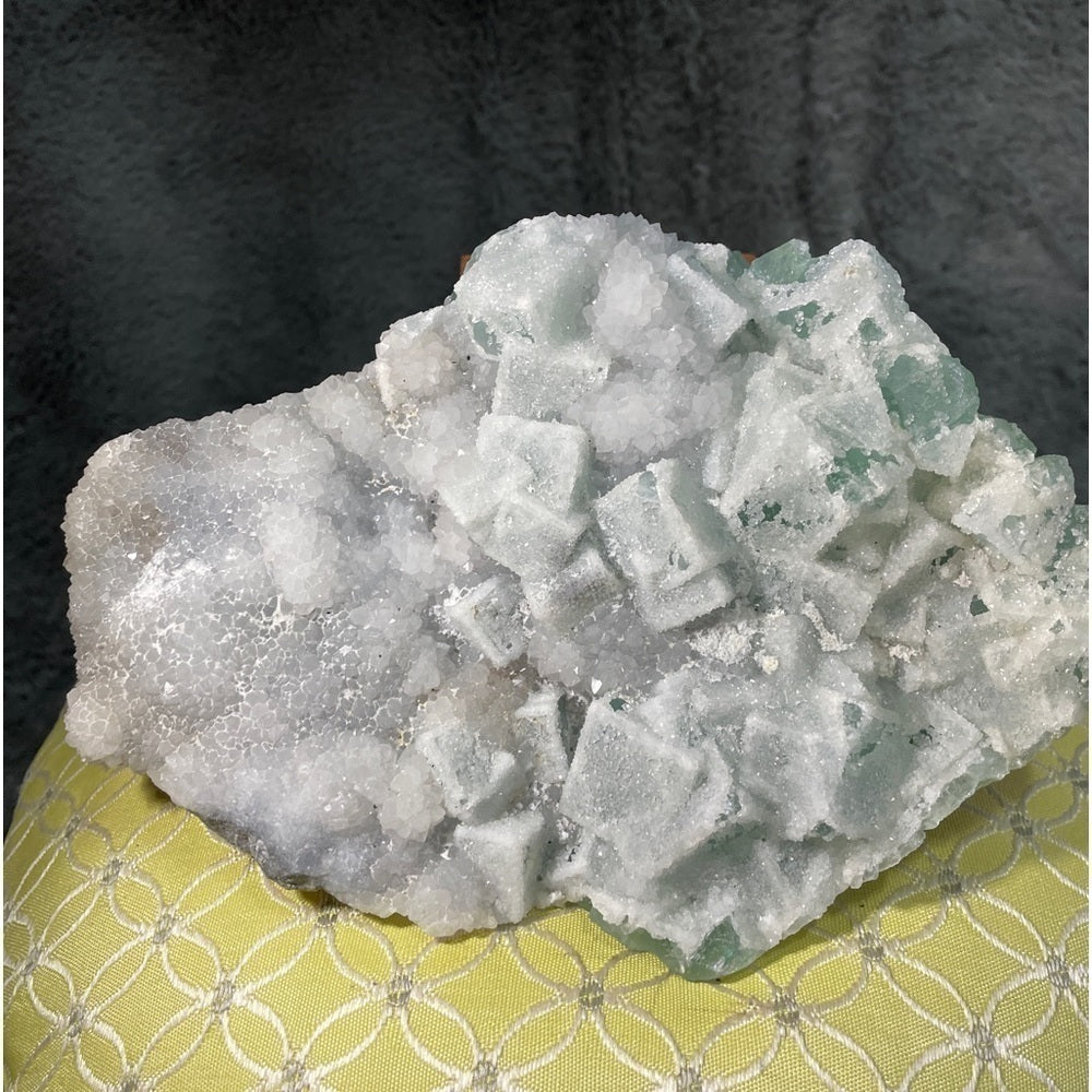 XL SUGAR CALCITE WITH GREEN FLUORITE PERF T CUBE FORMATIONS 8”x5”x3” STATEMENT