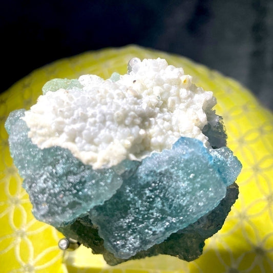 Raw crystal cluster- green fluorite w/ sugar calcite- strong UV- 3”x3” healing