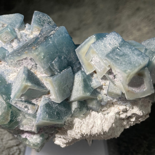 Raw crystal- beautiful green cube fluorite w/ sugar calcite!! Strong UV 5”x4”x3”
