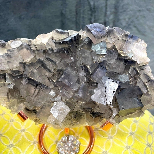 NATURAL FLUORITE CRYSTAL CLUSTER CUBIC STEP FORMATIONS DEEP GREY 5.5x3” PURPL UV