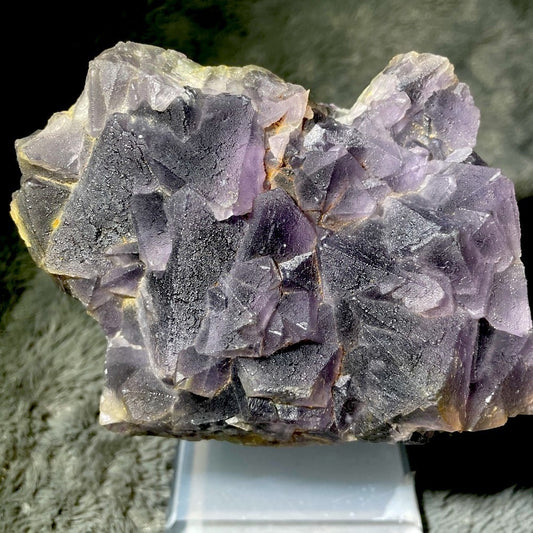 PURPLE FLUORITE-RAW CRYSTAL CLUSTER     5”x 4.5”strong PURPLE UV perfect cubes