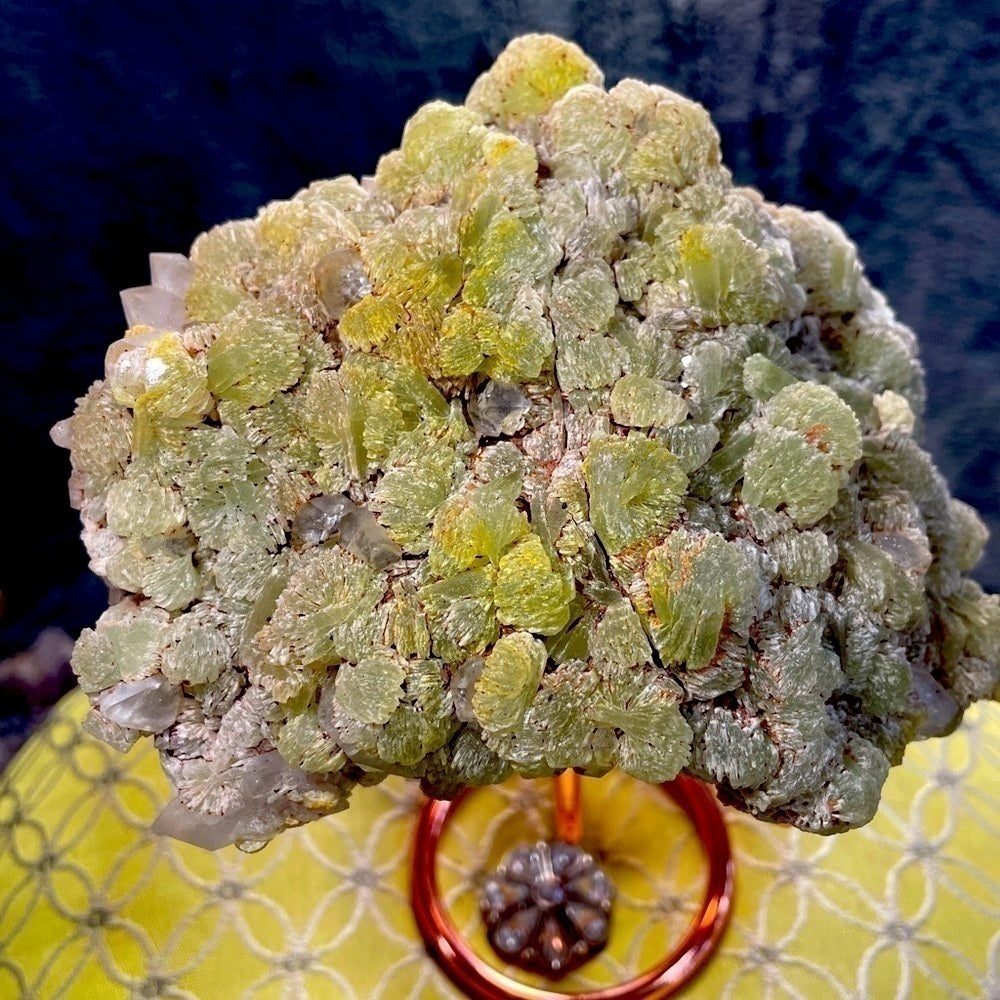 ALL NATURAL- QUARTZ WITH PREHNITE CRYSTAL CLUSTER 5”x4”x2” stunning lime green