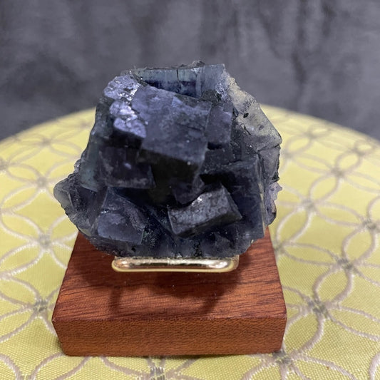 GORGEOUS XIANGHAULING TANZANITE FLUORITE ALMOST 2” CUBIC CLUSTER TRANSLUCENCY
