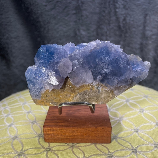 RAW NATURAL YELLOW SPHALERITE W-BURMA BLUE FLUORITE 2.5”x1”