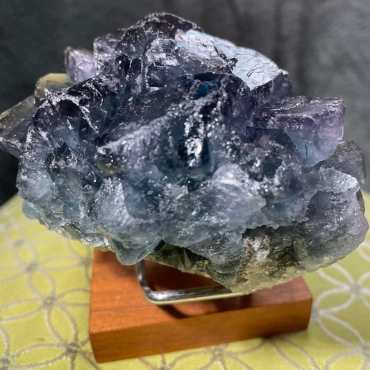 XIANGHAULING TANZANITE FLUORITE CRYSTAL- CLEAR LIKE GLASS 4”x3” RARE COLOR